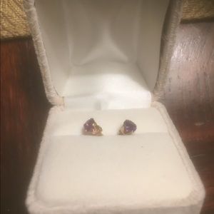 .94ctw 10KT Ametyst Earings